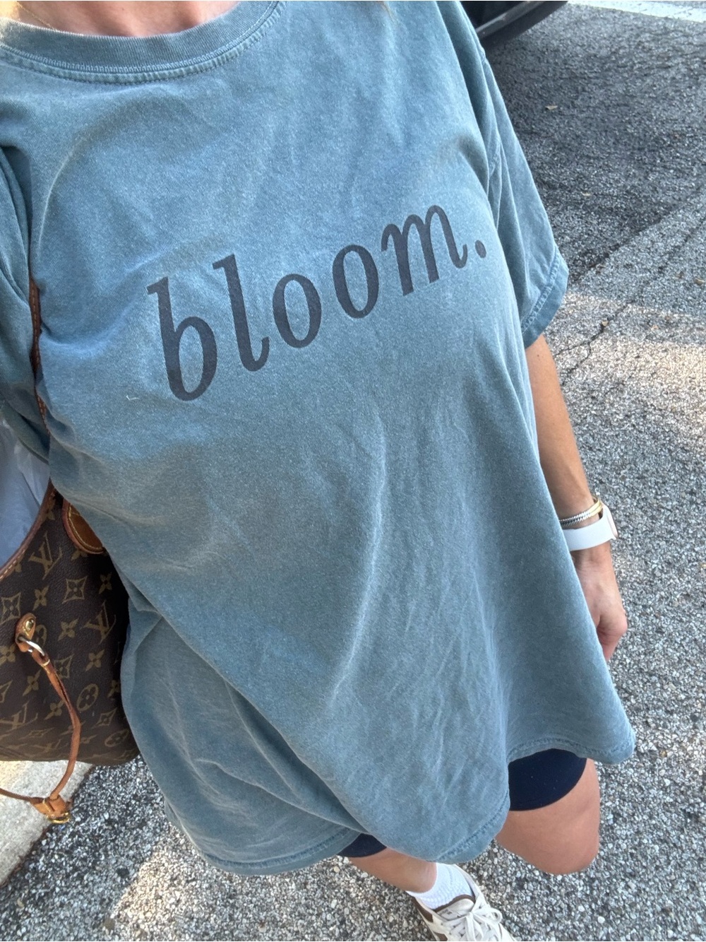 Bloom Graphic Short Sleeve Tee - Dusty Blue